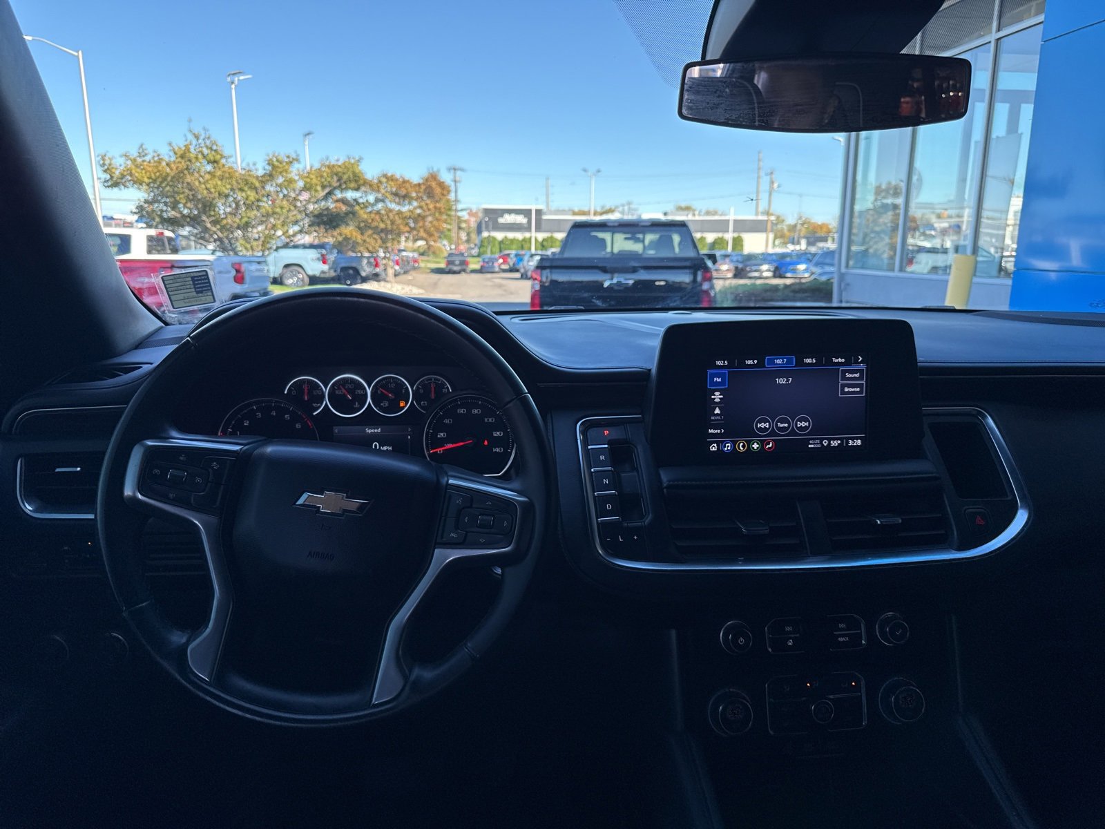 2023 Chevrolet Suburban LS photo 2