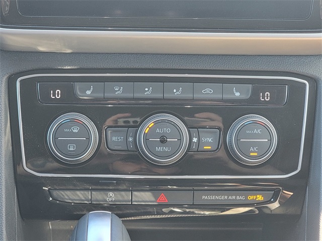 2022 Volkswagen Atlas SE Technology photo 22