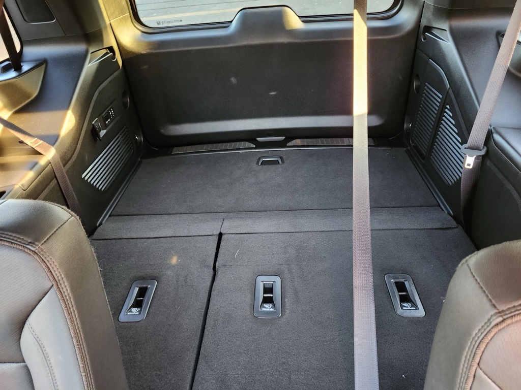 2023 Chevrolet Tahoe High Country photo 22