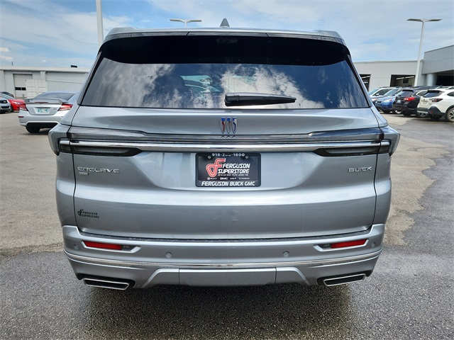 2026 Buick Enclave Avenir photo 3