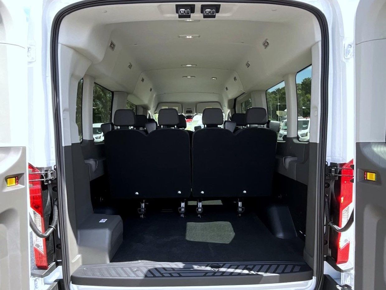 2025 Ford Transit Passenger XL photo 9