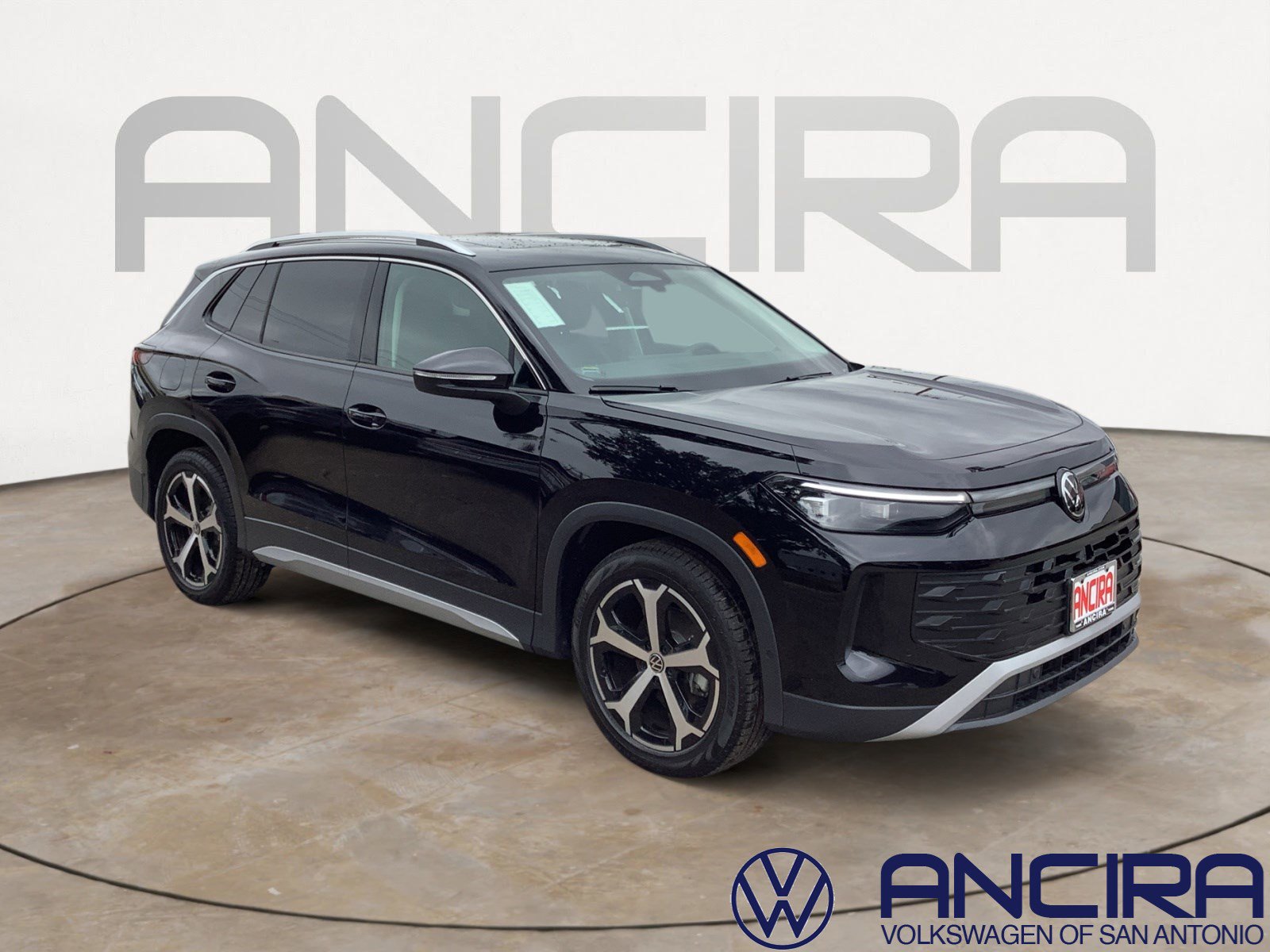 2026 Volkswagen Tiguan SE's photo