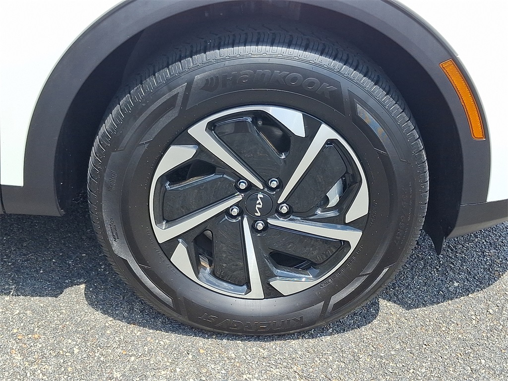 2023 Kia Sportage Hybrid LX photo 8