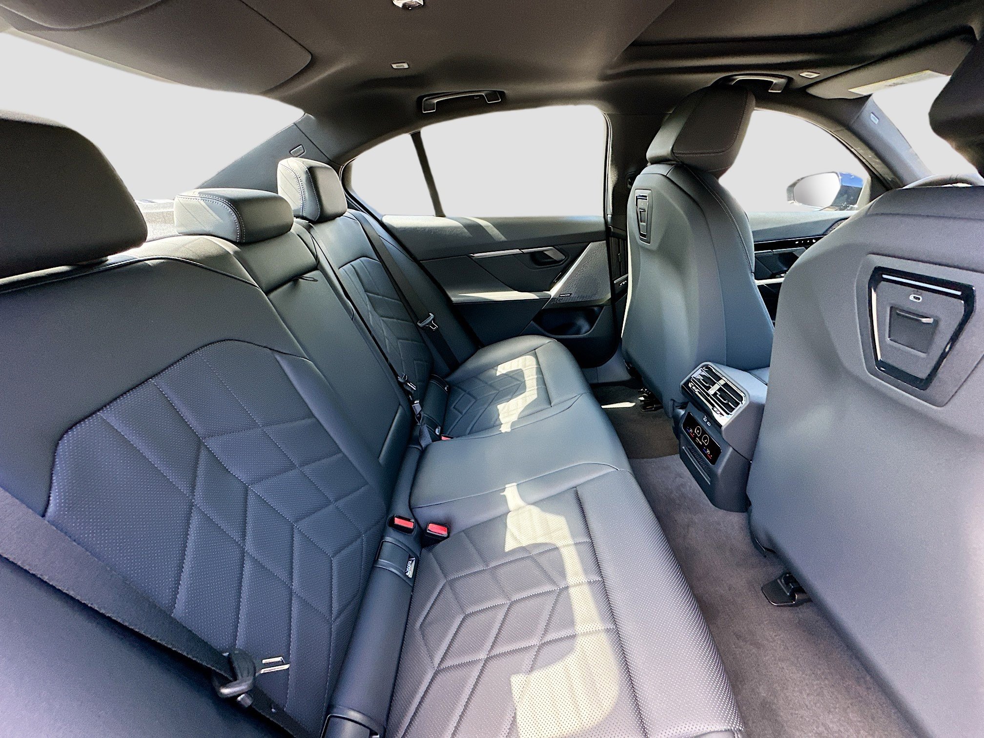 2026 Bmw 530i photo 22