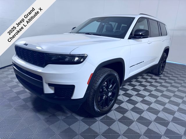 2025 Jeep Grand Cherokee Altitude X photo 3