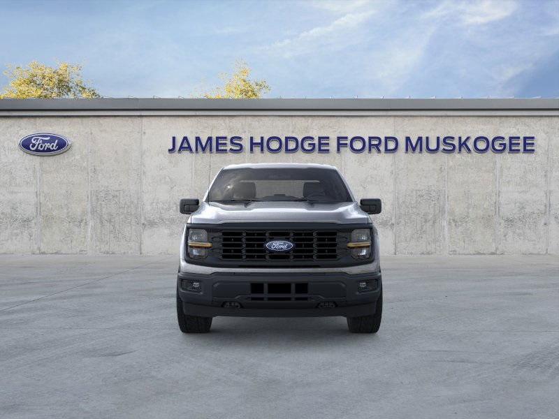 2025 Ford F-150 STX photo 4