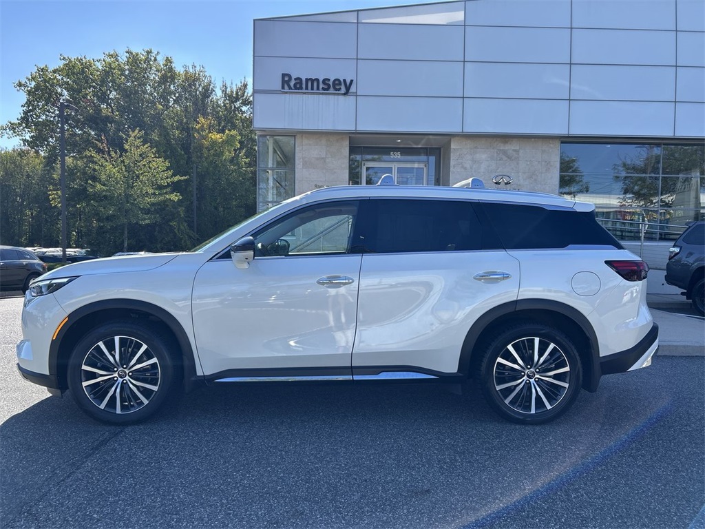2022 Infiniti QX60 Sensory photo 4