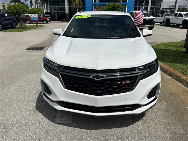 2023 Chevrolet Equinox RS photo 2
