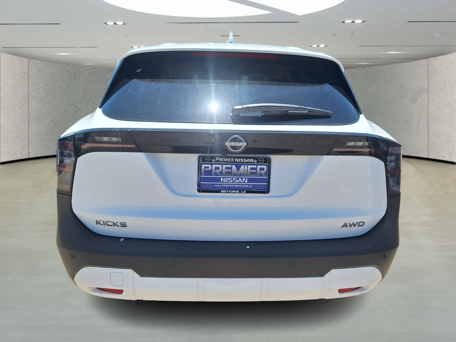 2025 Nissan Kicks SV photo 4