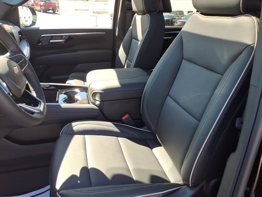 2026 Chevrolet Tahoe Premier photo 4