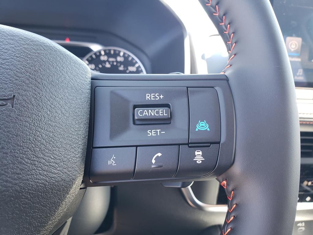 2026 Nissan Rogue SV photo 5