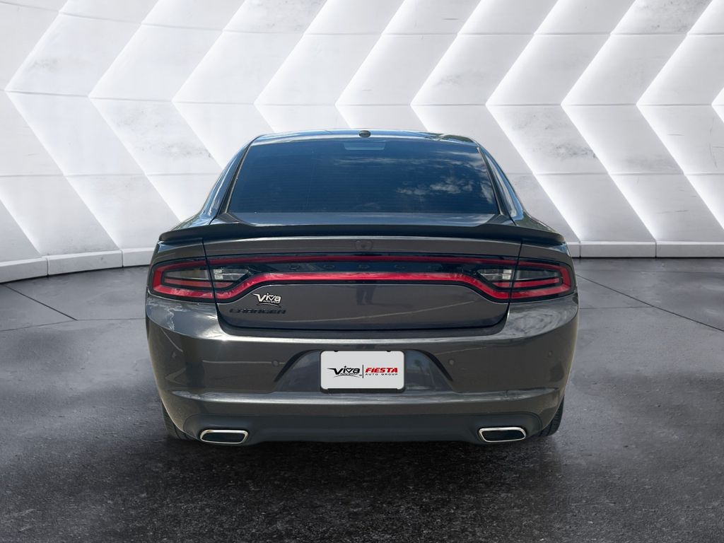 2022 Dodge Charger SXT photo 5
