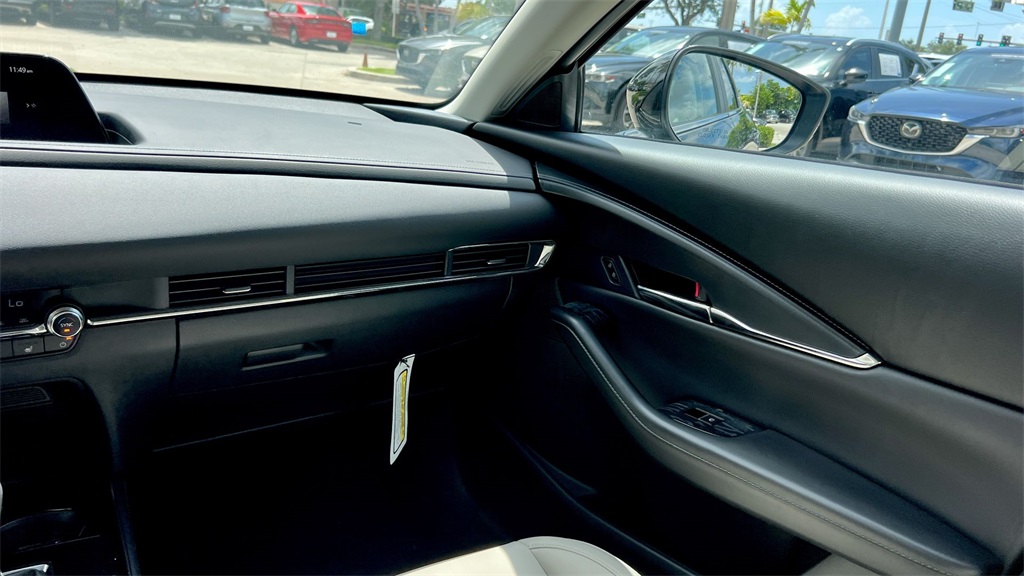 2025 Mazda CX-30 2.5 S Preferred photo 15