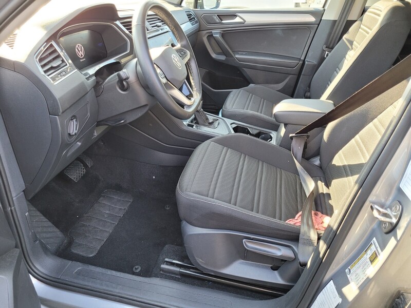 2024 Volkswagen Tiguan S photo 4