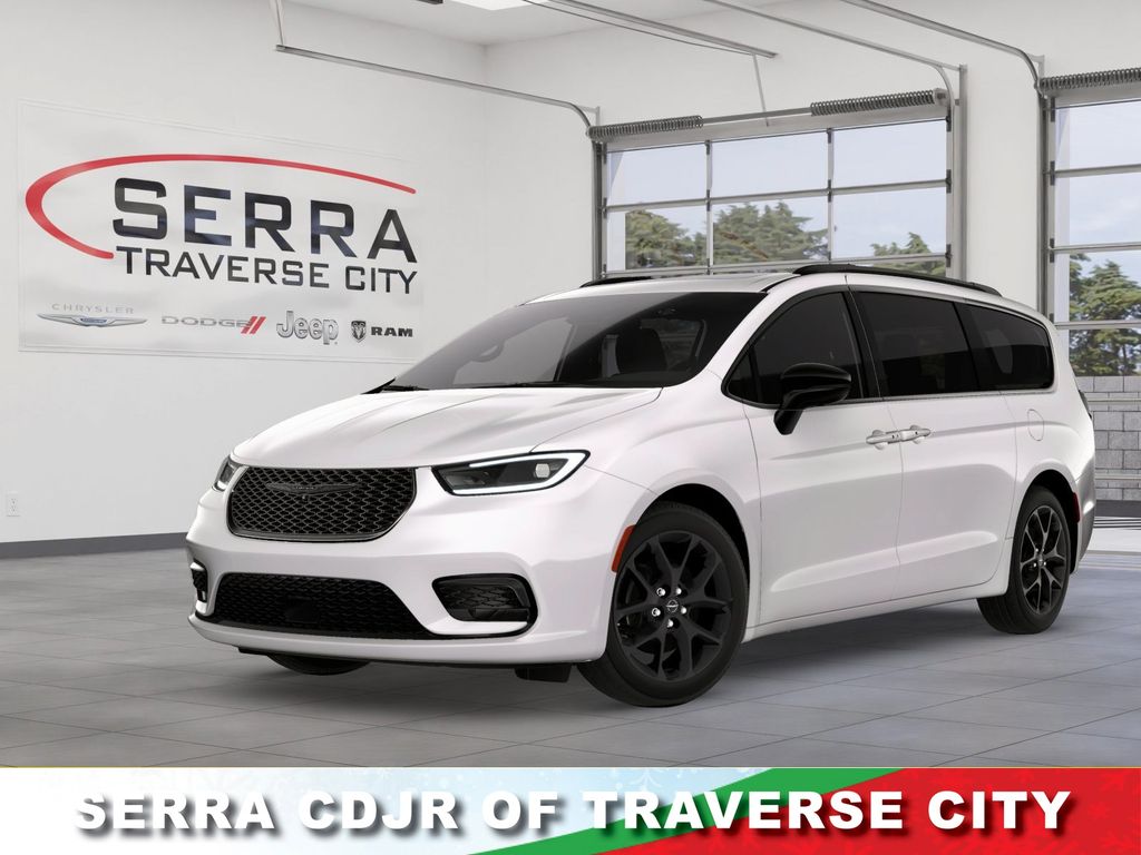 2026 Chrysler Pacifica Limited's photo