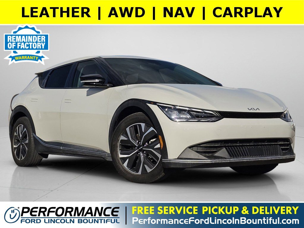 2024 Kia EV6 Light L/R's photo