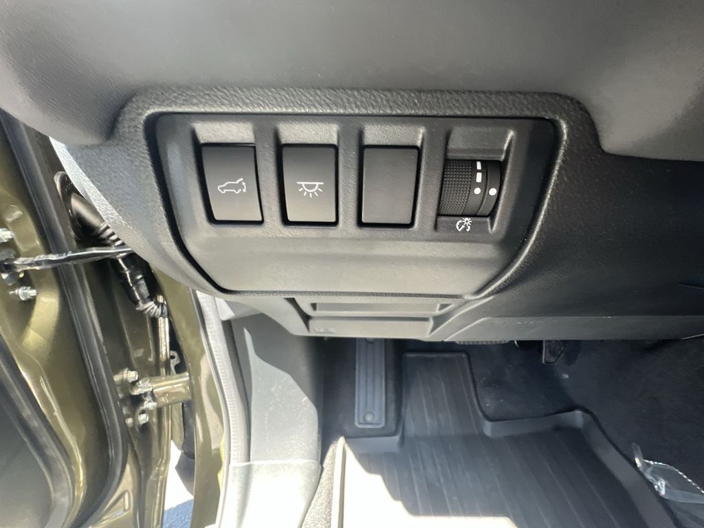 2025 Subaru Ascent Touring photo 17