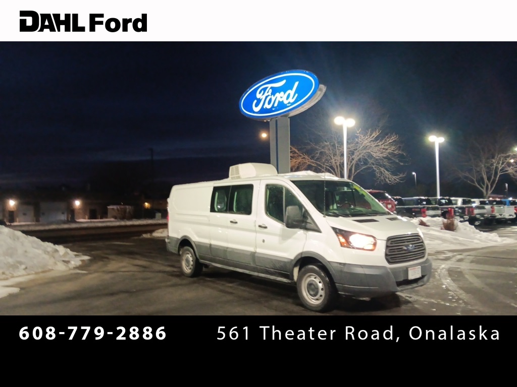 2015 Ford Transit Base's photo
