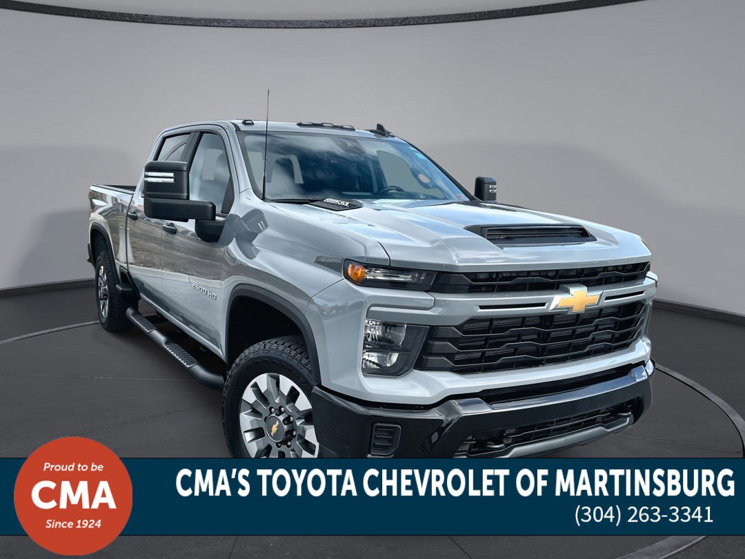 2025 Chevrolet Silverado 2500HD Custom's photo