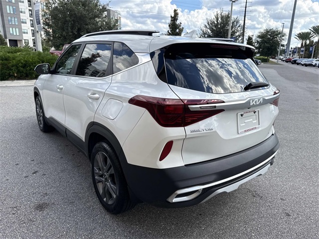 2023 Kia Seltos S photo 4