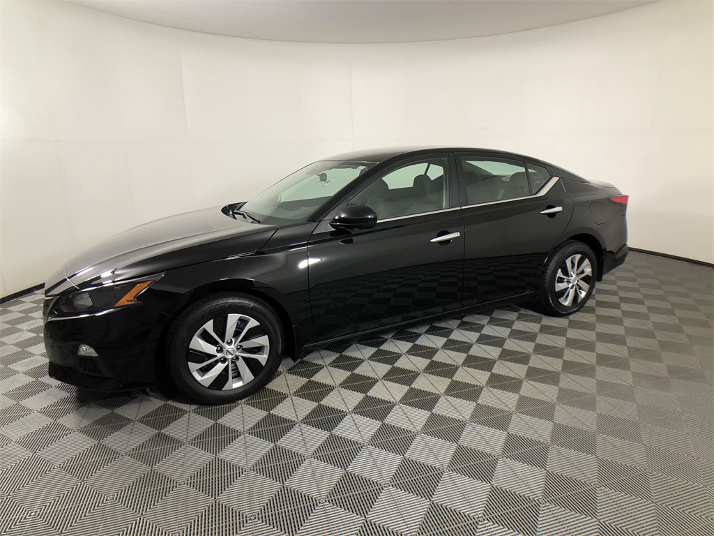 2022 Nissan Altima 2.5 S photo 6