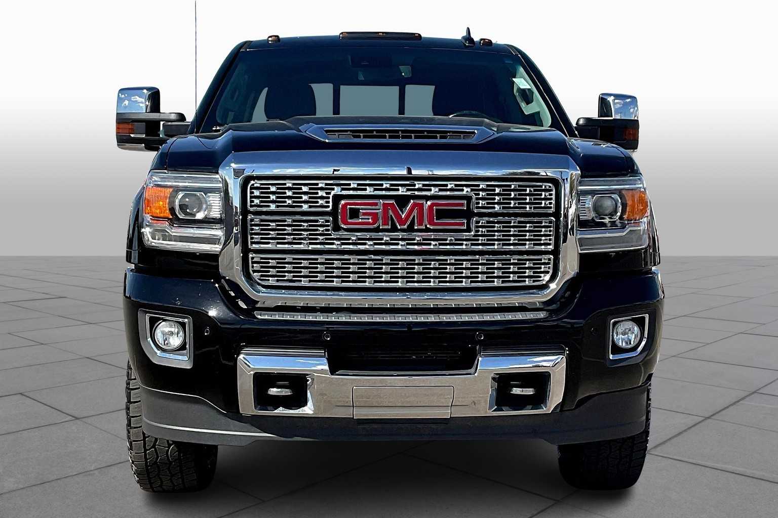 2018 Gmc Sierra Denali photo 3