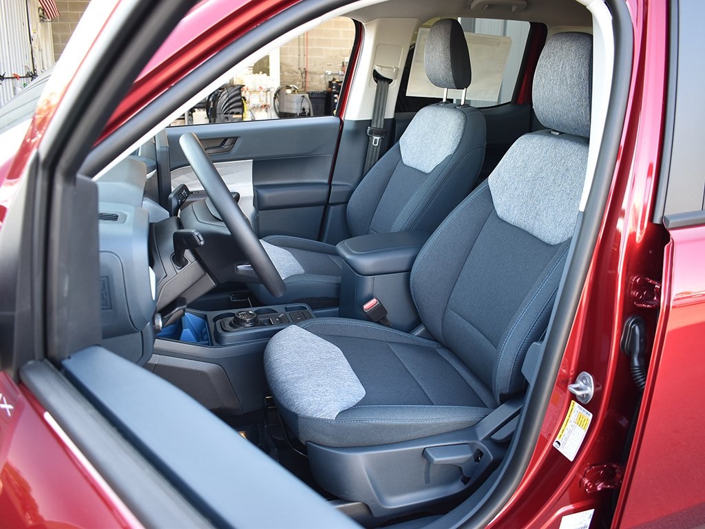 2025 Ford Maverick XLT photo 4