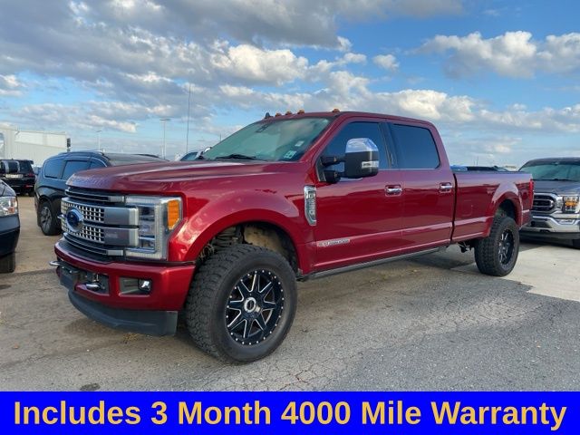 2019 Ford F-250 Super Duty Platinum's photo