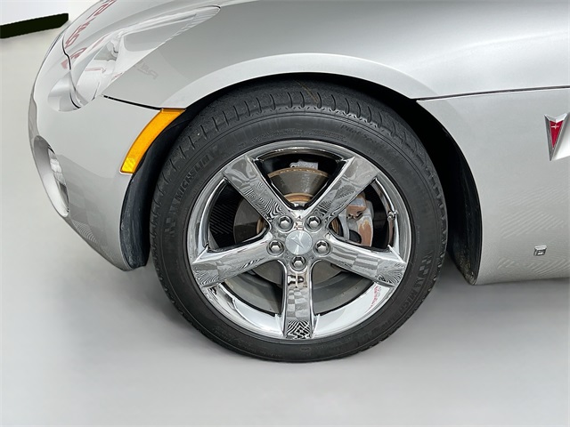 2008 Pontiac Solstice Base photo 15