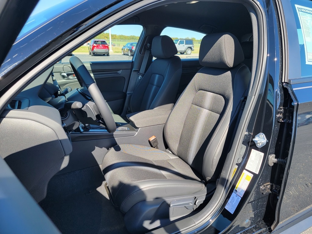 2026 Honda Civic Sport photo 2