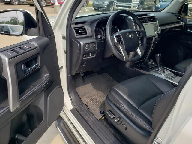 2023 Toyota 4Runner Limited photo 13