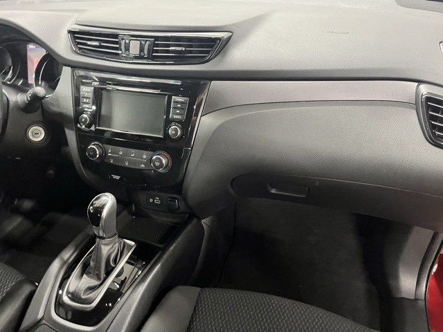 2022 Nissan Rogue Sport S photo 19