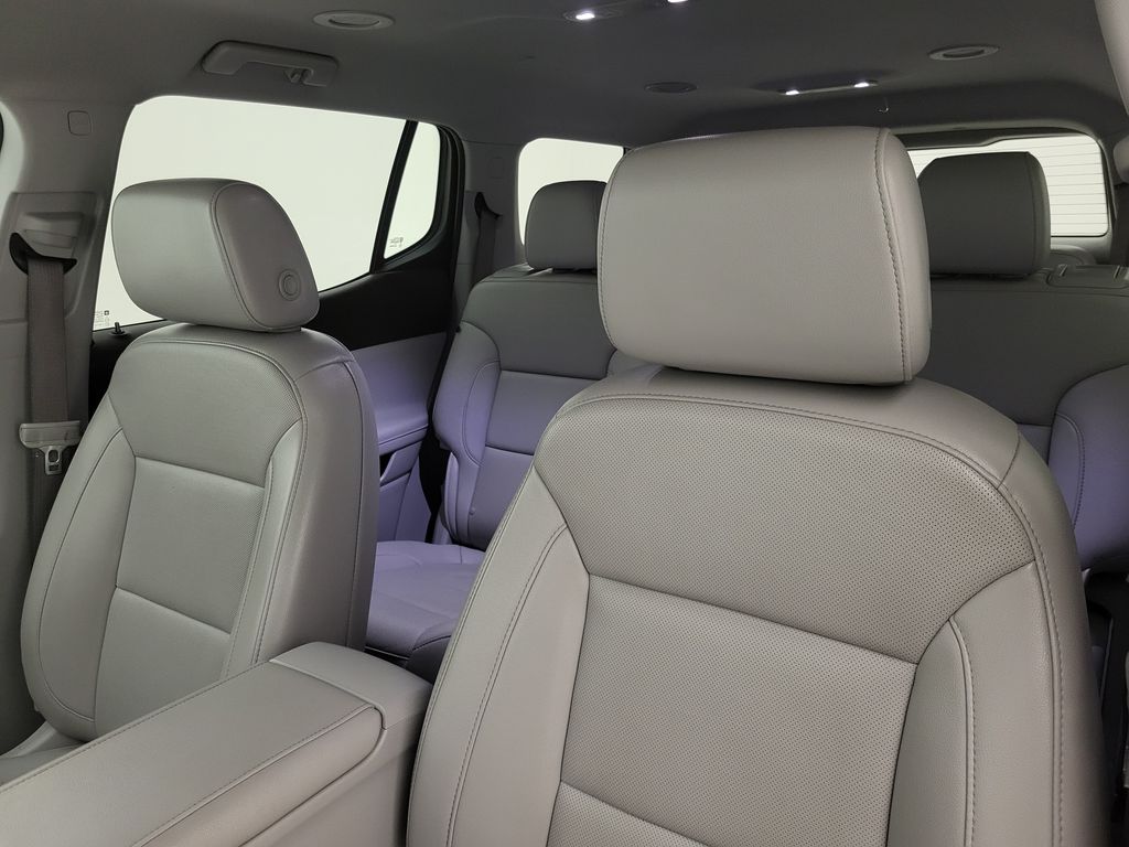 2023 Gmc Acadia SLT photo 25