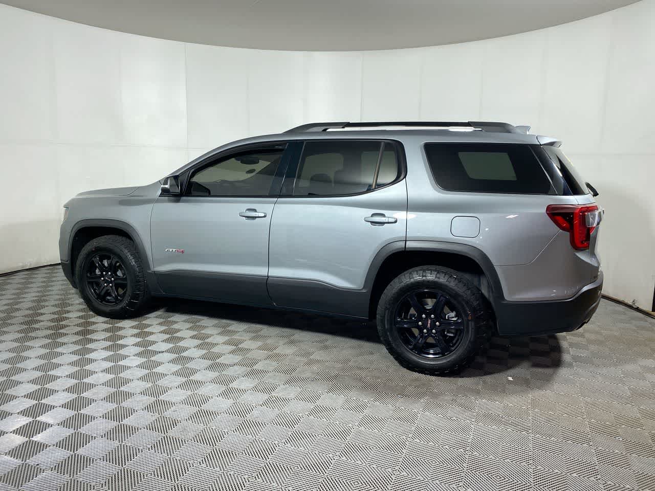 2023 Gmc Acadia AT4 photo 4