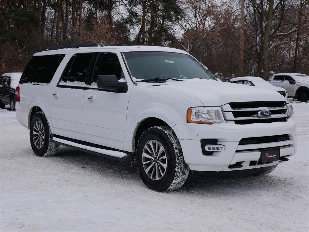2015 Ford Expedition XLT's photo