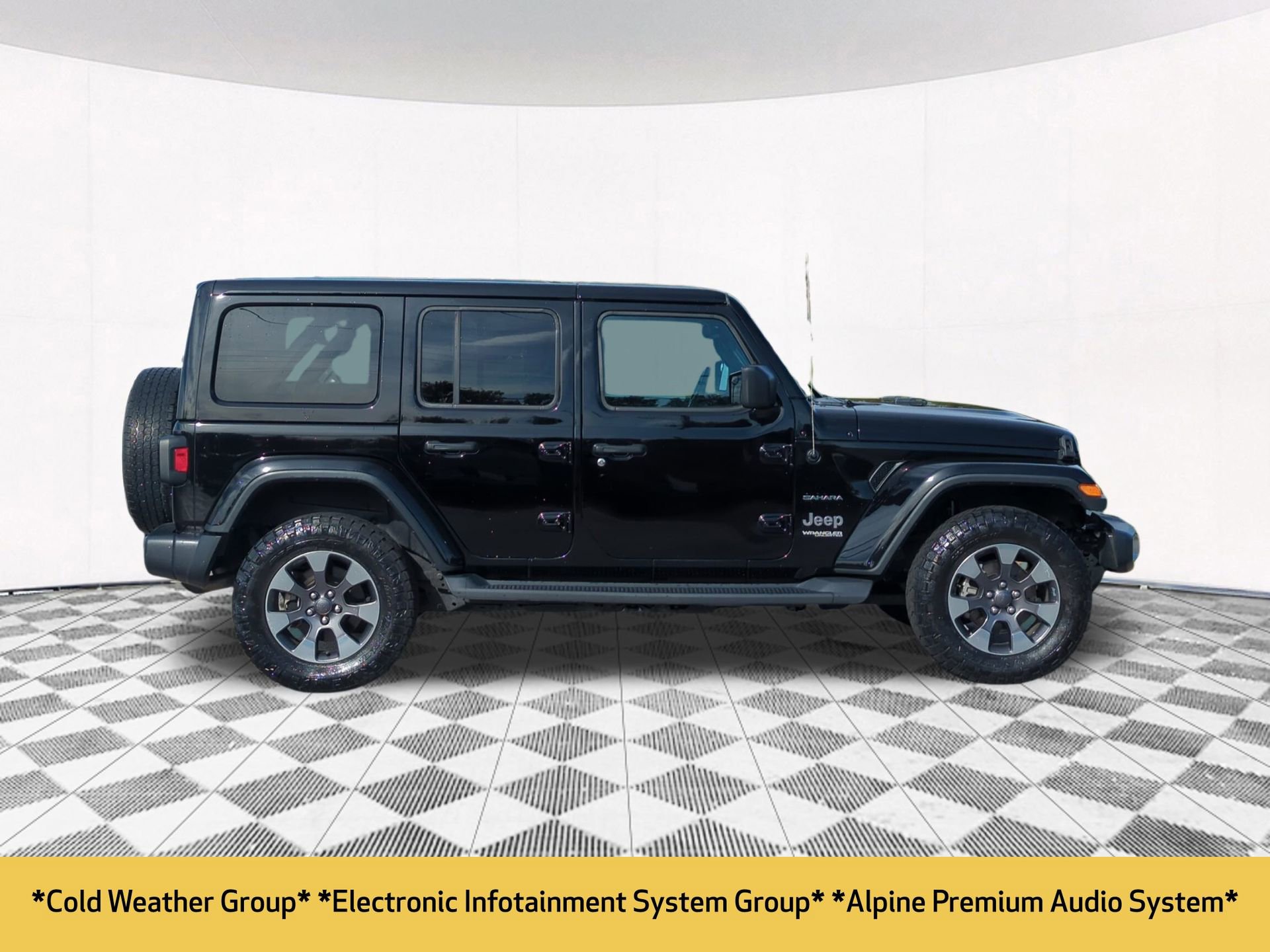 2018 Jeep Wrangler Unlimited Sahara photo 4