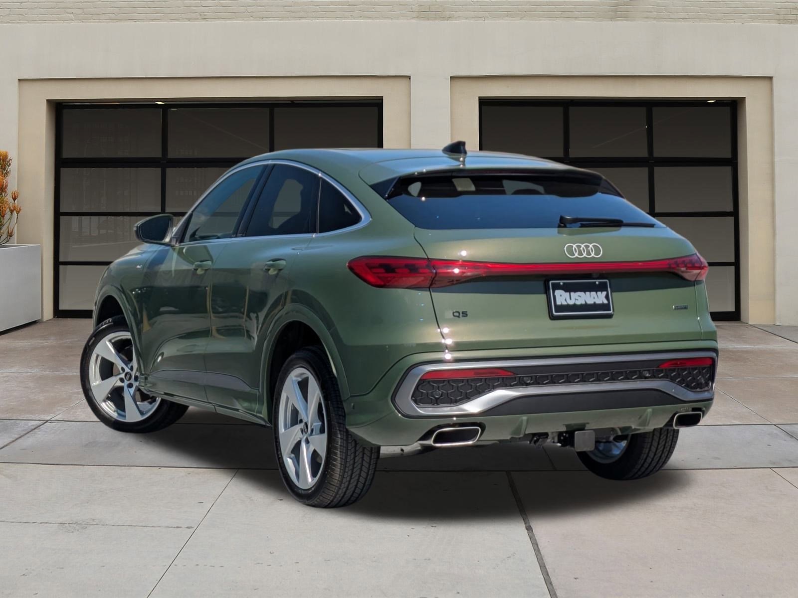 2025 Audi Q5 Premium Plus photo 2