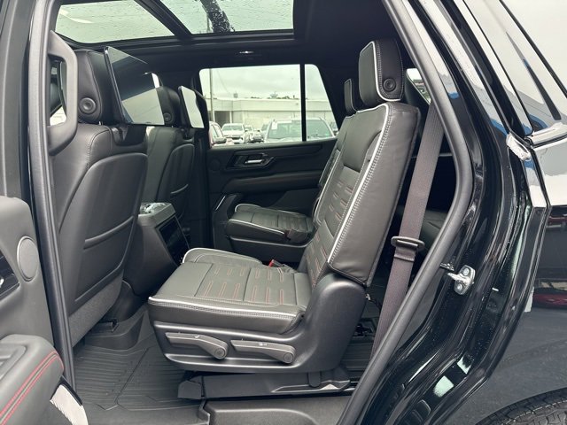 2025 Gmc Yukon AT4 Ultimate photo 9
