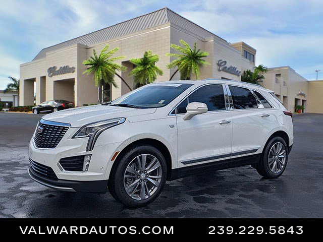 2023 Cadillac XT5 Platinum Premium Luxury photo 2