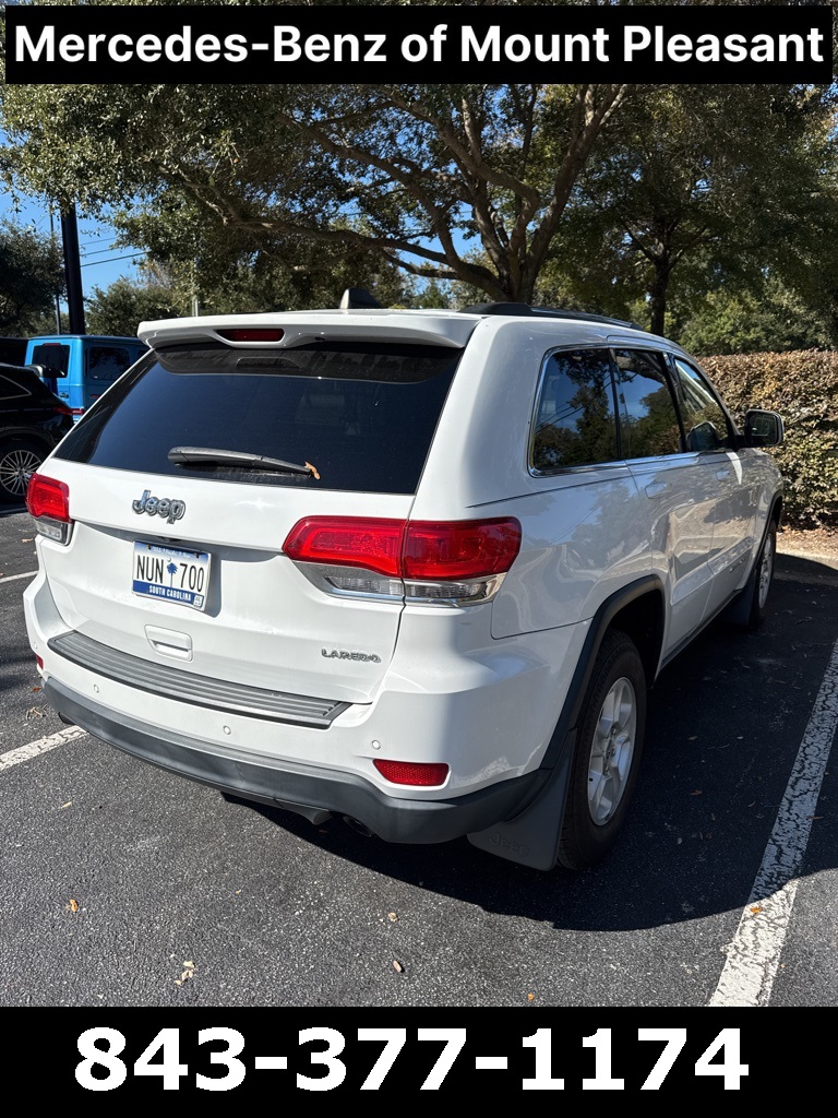 2017 Jeep Grand Cherokee Laredo photo 3