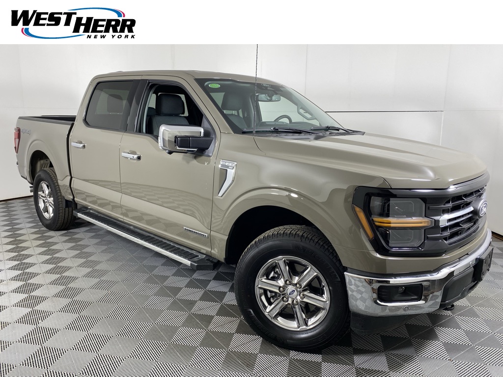 2025 Ford F-150 XLT's photo