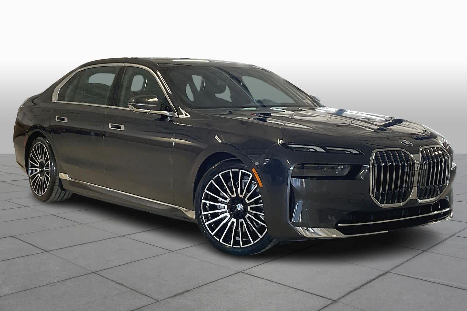 Used 2025 BMW i7 50 with VIN WBY43EJ01SCU69697 for sale in Arlington, TX