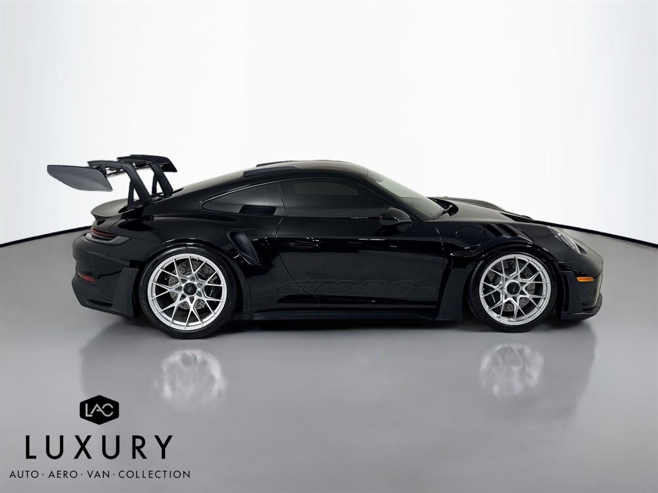 2025 Porsche 911 GT3 RS photo 3