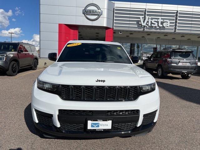 2024 Jeep Grand Cherokee Altitude photo 8