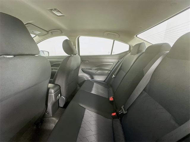 2025 Nissan Versa SV photo 23