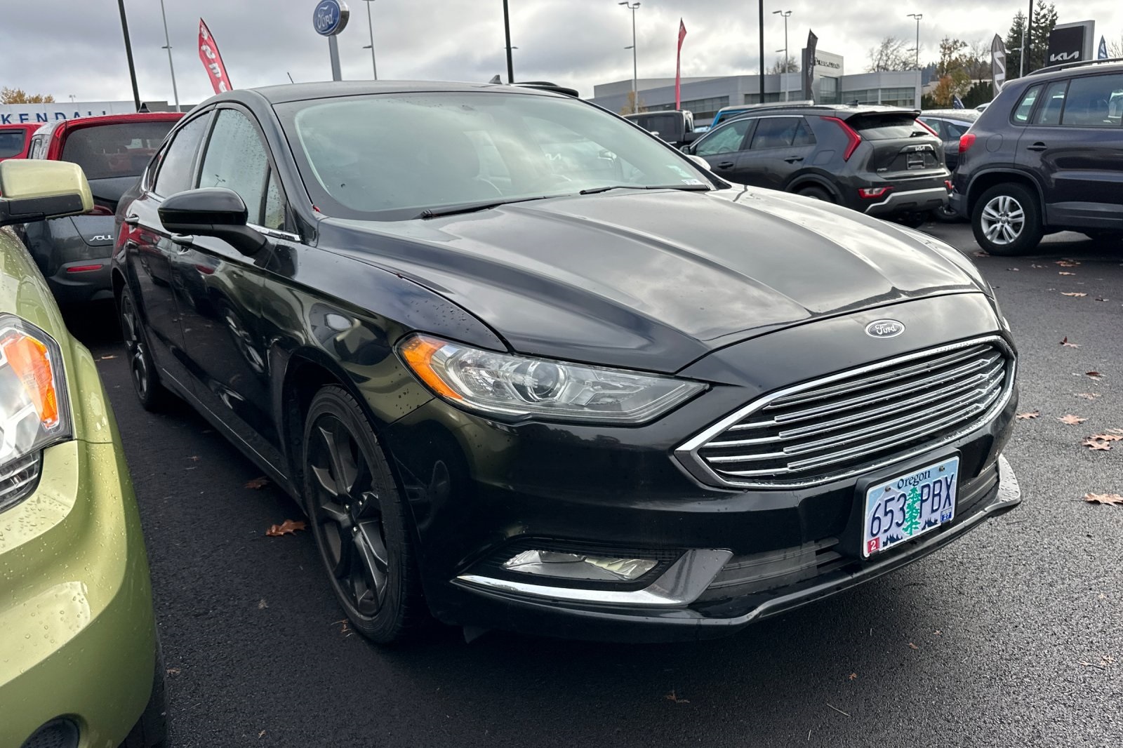 2018 Ford Fusion SE photo 2