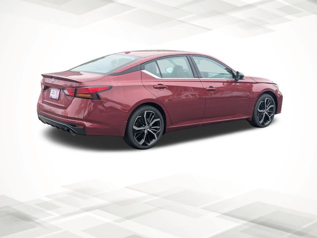 2025 Nissan Altima 2.5 SR photo 3