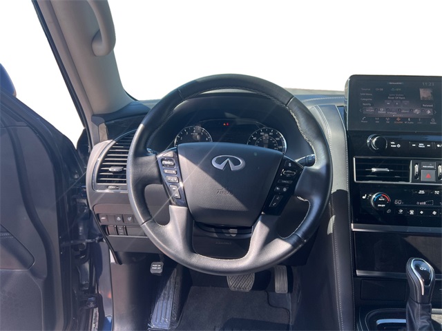 2024 Infiniti QX80 Luxe photo 11