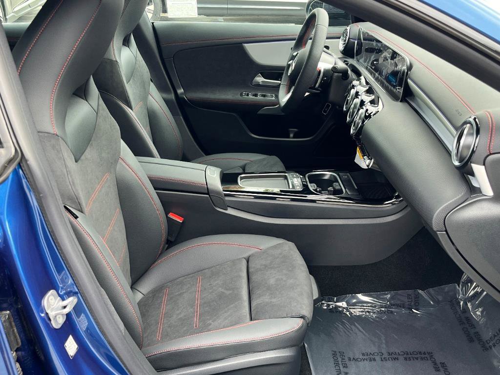 2026 Mercedes Benz CLA 250 photo 7