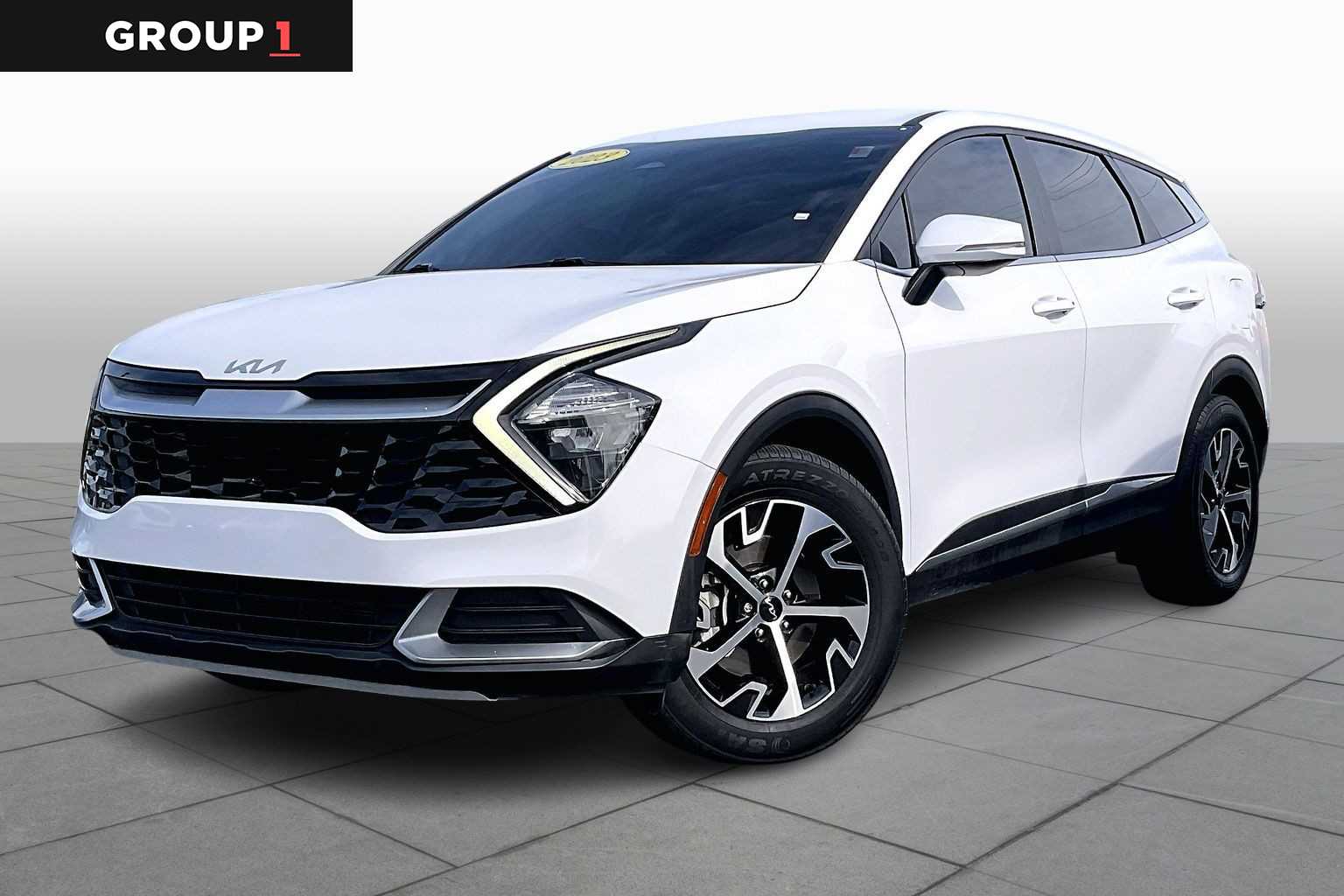 2023 Kia Sportage EX's photo